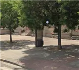 Mupi en av. Huertas del Sacramento, Ponferrada Mupi junto a C.C. La Máquina y juzgados en Ponferrada